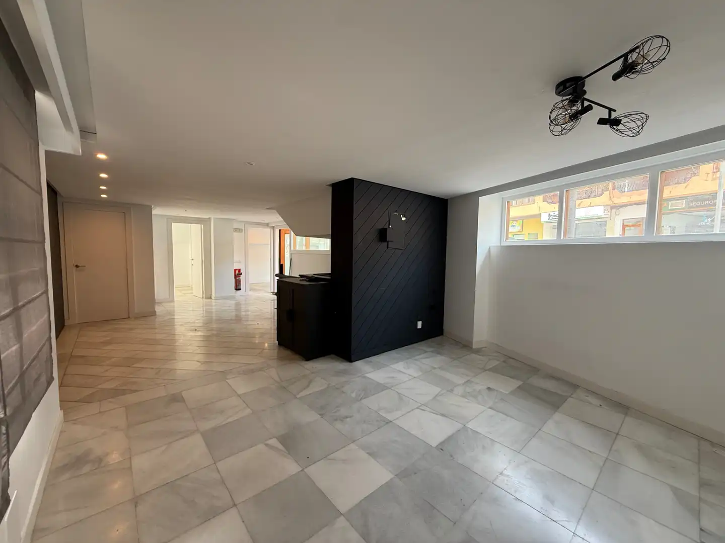 Local en venta en Moraira con Aire acondicionado