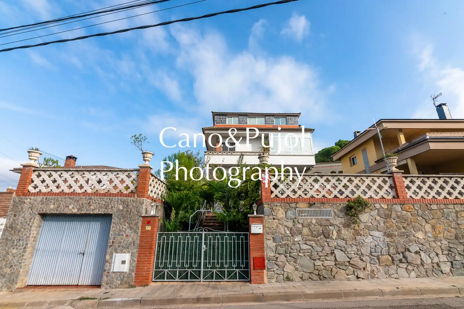 Vista exterior de Casa o xalet en venda en Lliçà d'Amunt amb Calefacció, Terrassa i Traster