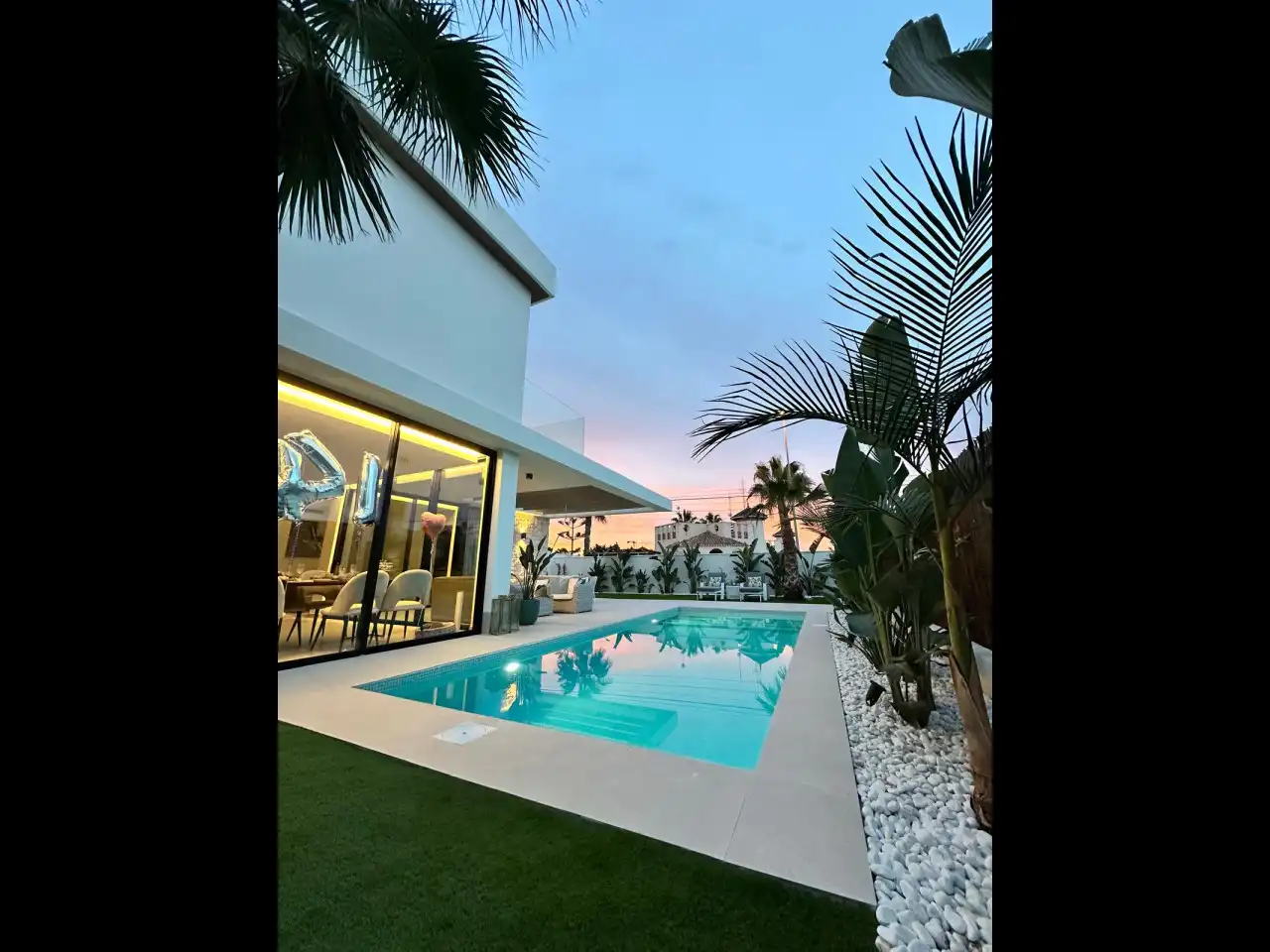 Piscina de Casa o chalet en venta en Orihuela con Aire acondicionado, Calefacción y Jardín privado
