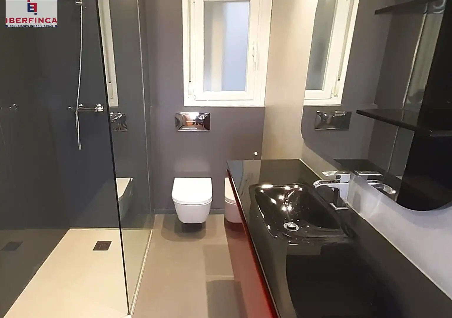 Bany de Pis en venda en Valladolid amb Calefacció i Traster