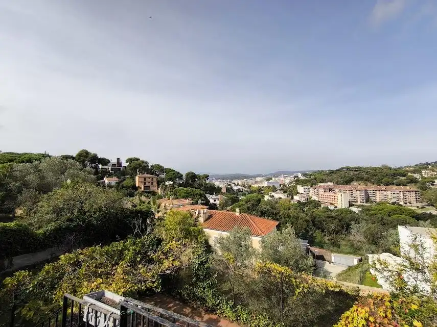 Vista exterior de Casa o xalet en venda en Lloret de Mar amb Calefacció, Terrassa i Traster