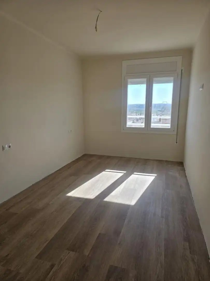 Habitación de Piso en venta en Vilallonga del Camp con Aire acondicionado, Calefacción y Parquet