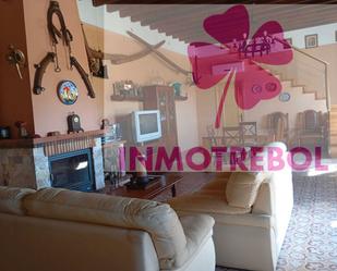 Living room of House or chalet for sale in Carrión de los Céspedes  with Air Conditioner, Heating and Private garden