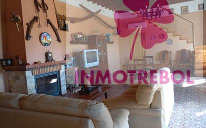 Living room of House or chalet for sale in Carrión de los Céspedes  with Air Conditioner, Heating and Private garden