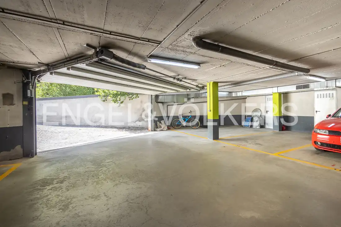 Parking de Planta baja en venta en Ordino con Calefacción, Parquet y Trastero