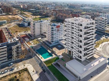 New build Flat with pool for sale in Avenida Federico García Lorca 38