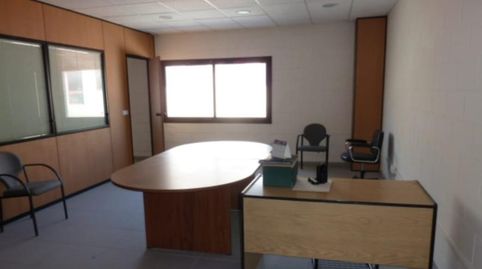 Foto 5 von Fabrikhallen zur Miete in Polígon Industrial, Igualada