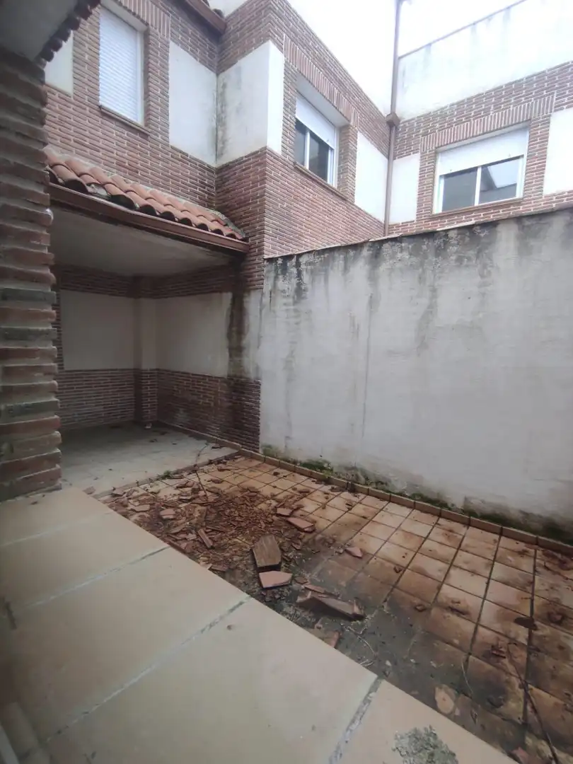 Casa adosada en venta en Cadalso de los Vidrios