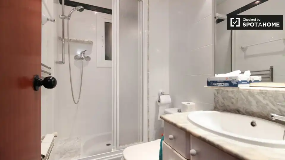 Room in La Sagrera
