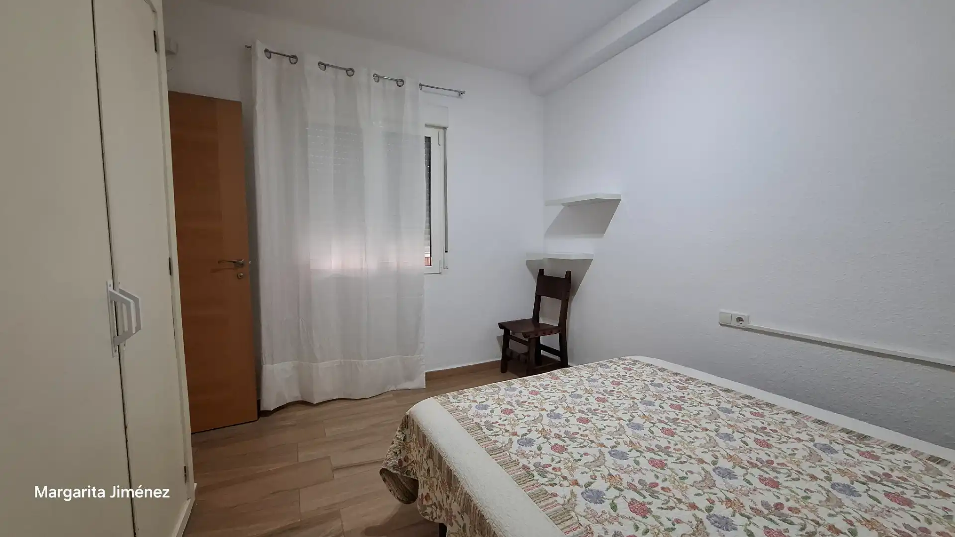 Bedroom of Flat for rent in Córdoba  with Air Conditioner, Terrace and Furnished