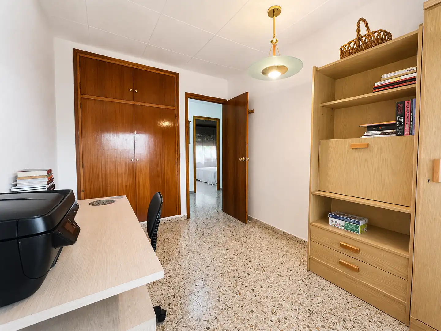 Habitación de Casa adosada en venta en Manlleu con Calefacción, Jardín privado y Terraza