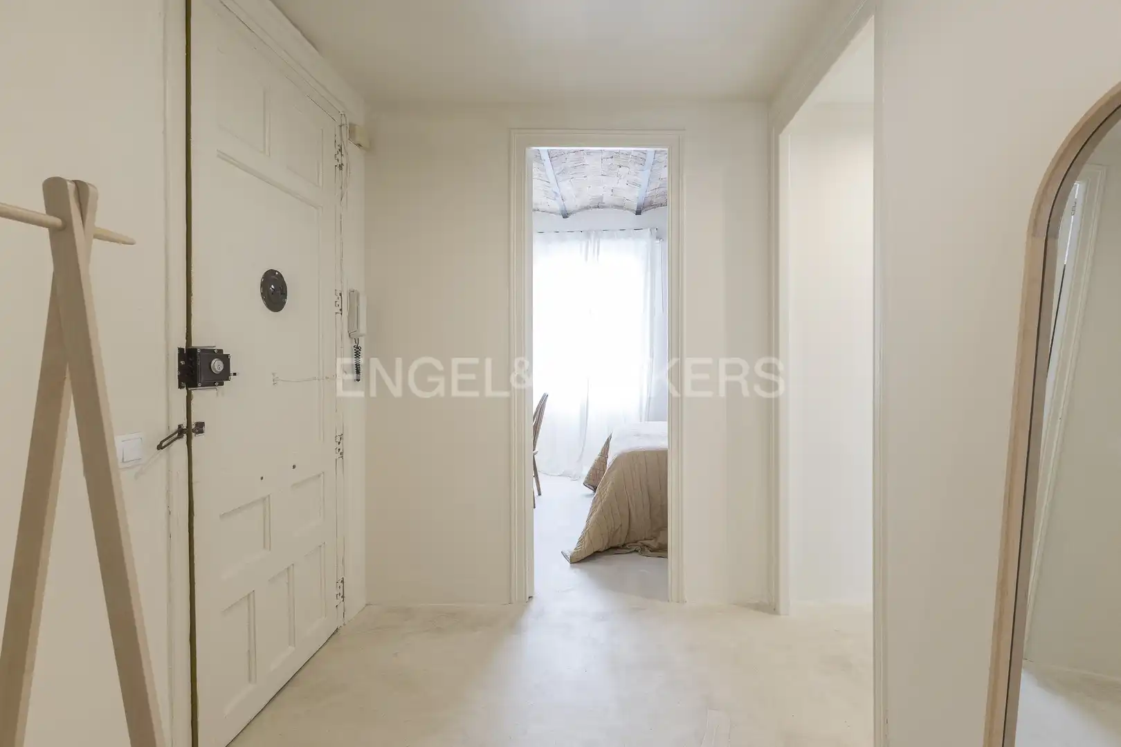 Flat for rent in Barcelona  with Air Conditioner, Heating and Balcony