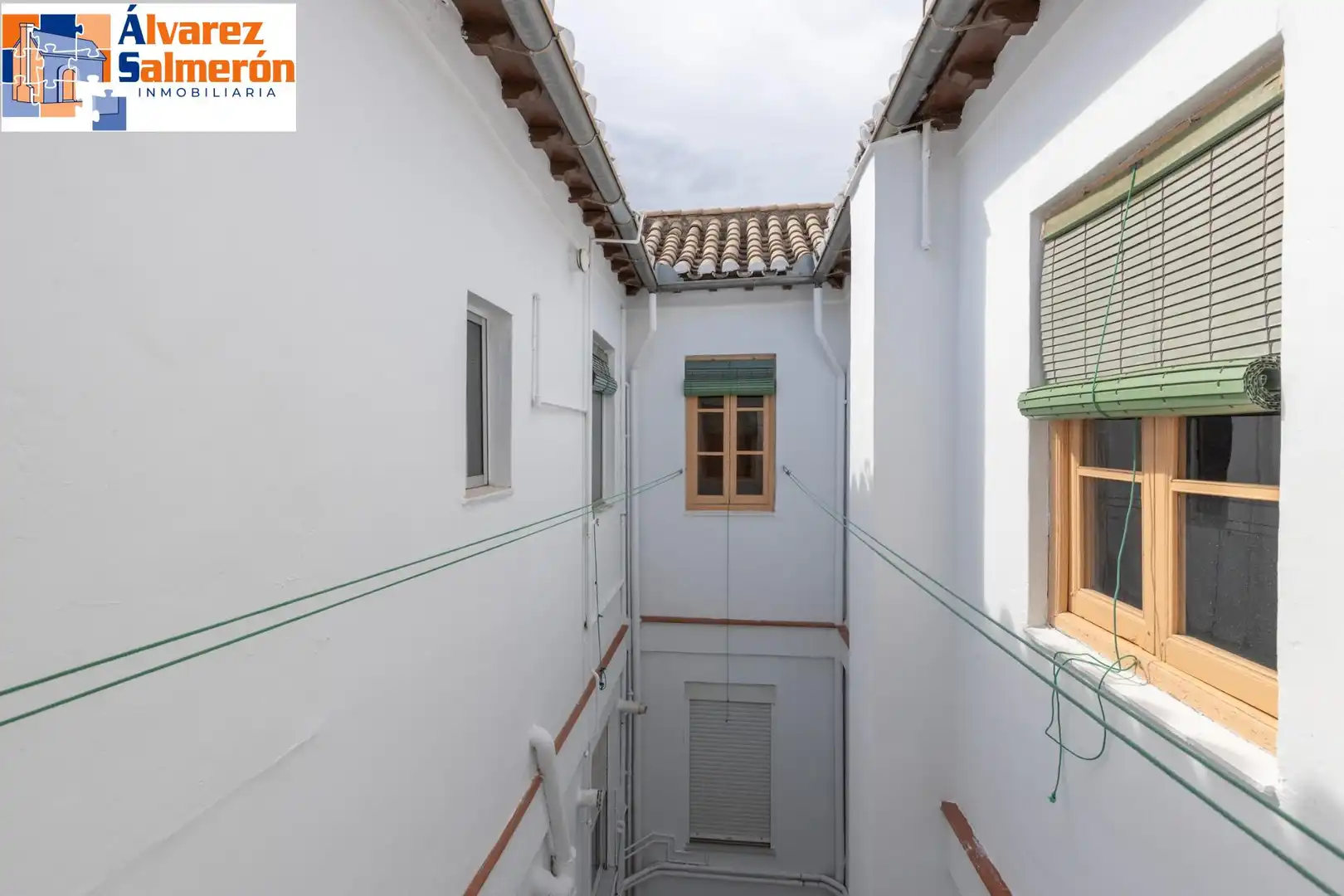 Vista exterior de Ático en venta en Granada
