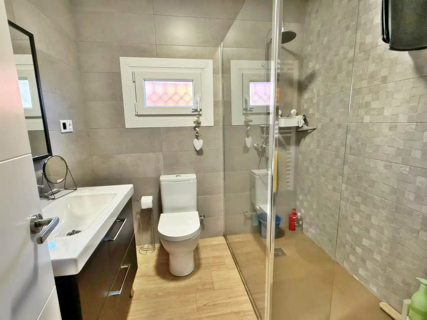 Baño de Casa o chalet en venta en Sant Vicenç Dels Horts con Aire acondicionado y Jardín privado