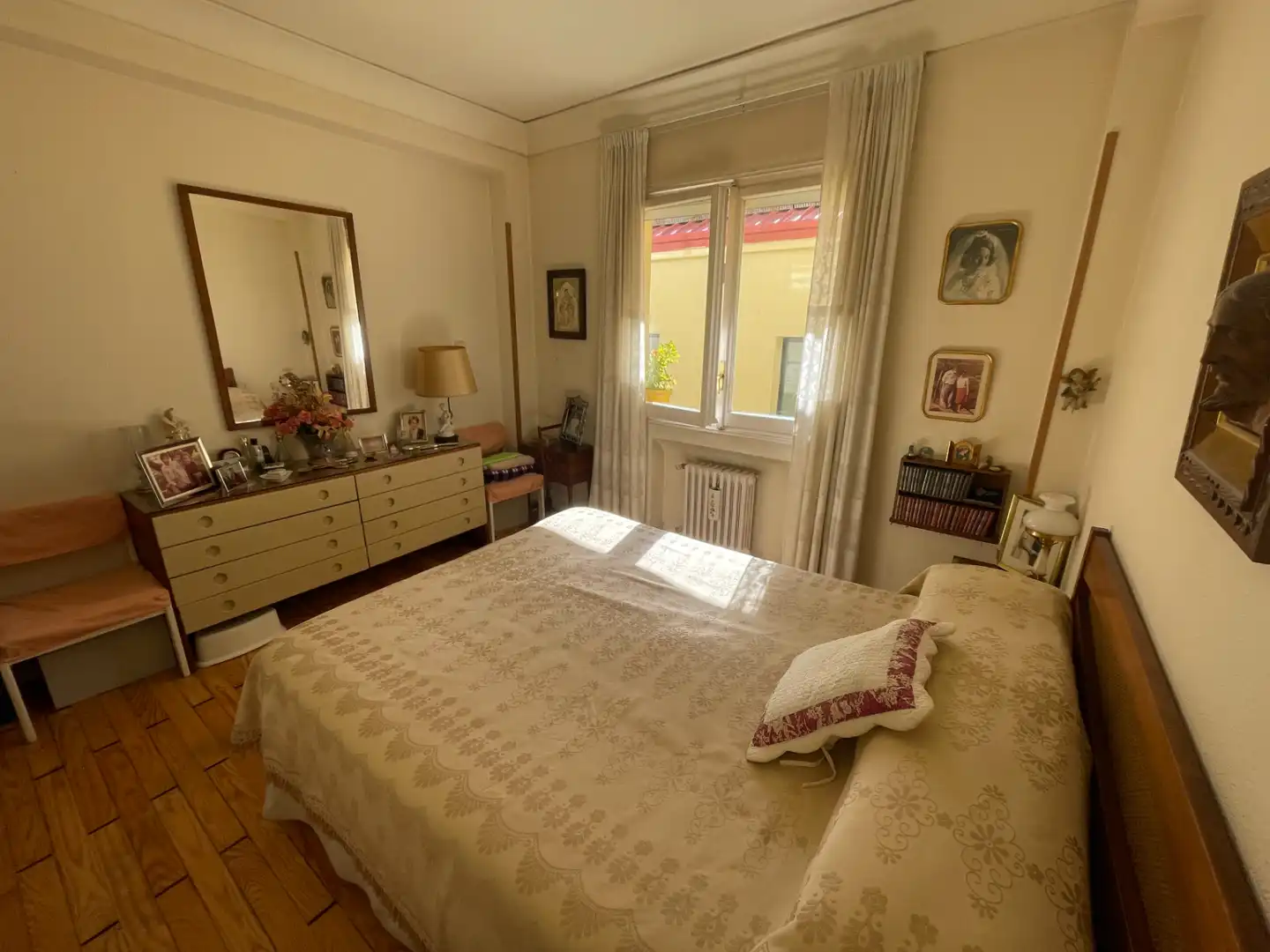 Habitación de Piso en venta en Madrid con Calefacción y Trastero