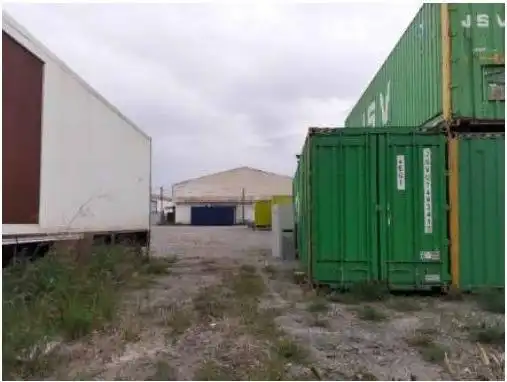 Außenansicht von Fabrikhallen zum Verkauf in Elche / Elx