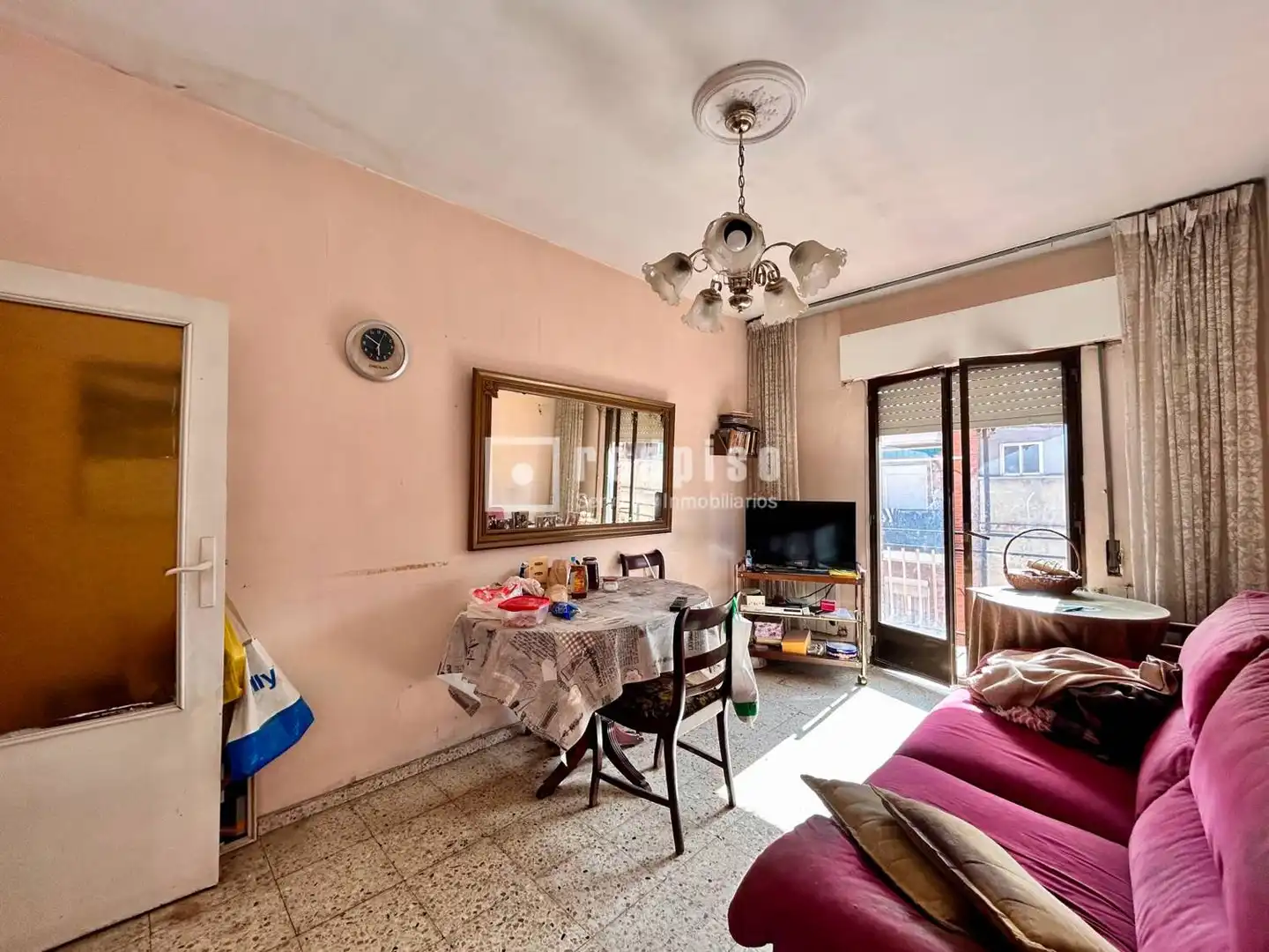 Living room of Flat for sale in Madrid