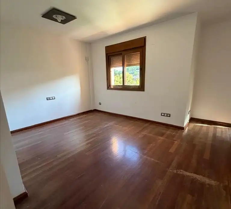 Adossat amb jardí en venda a Este, imagen 13