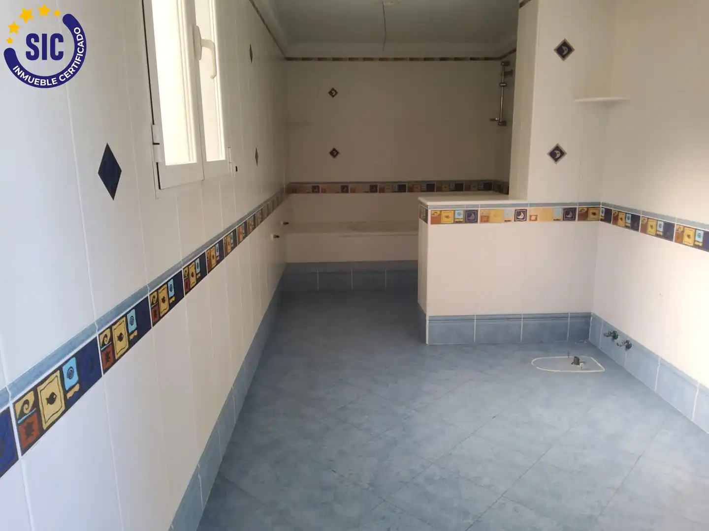 Baño de Ático en venta en Carlet con Calefacción, Trastero y Balcón