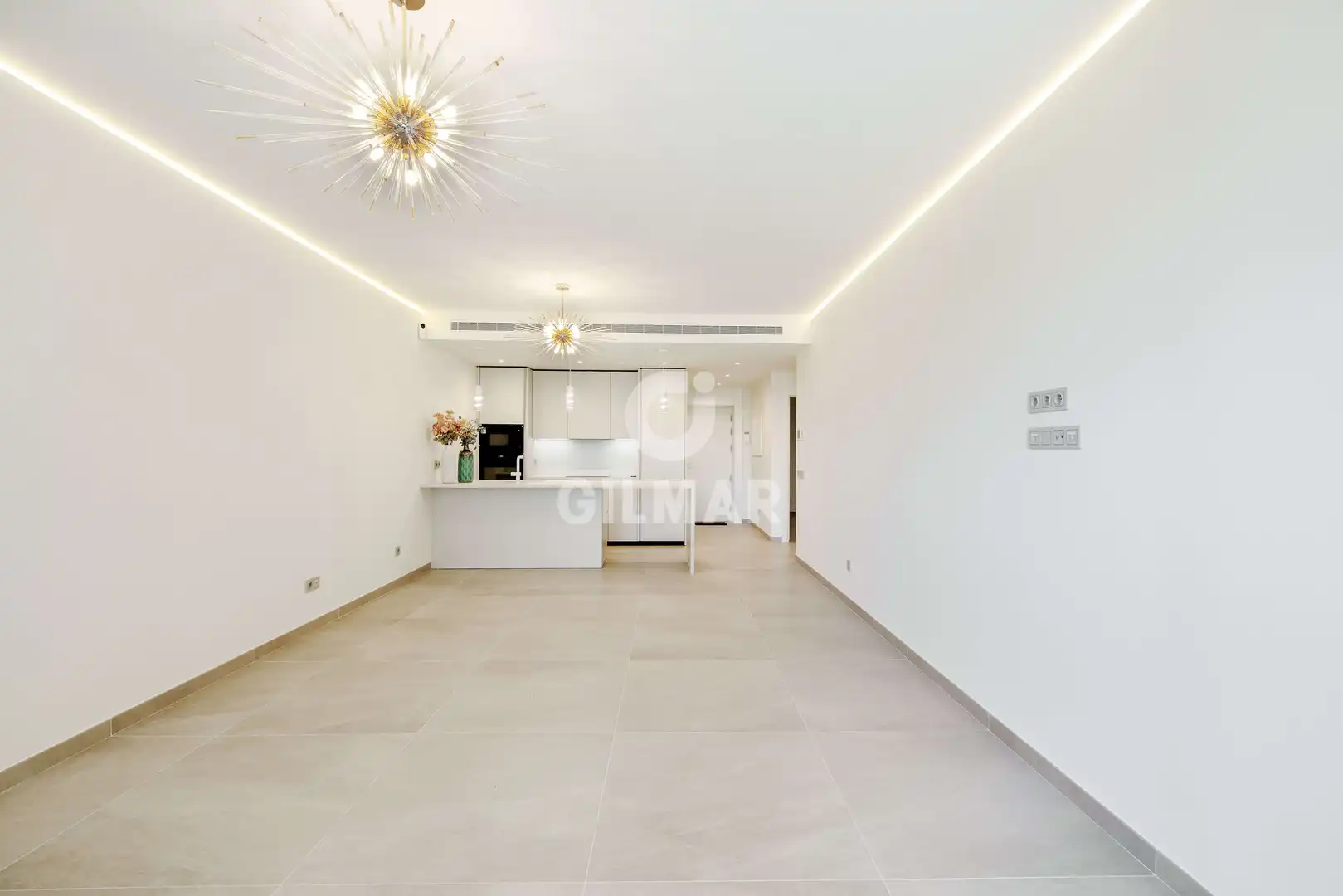 Sala d'estar de Pis en venda en Fuengirola amb Calefacció, Jardí privat i Traster