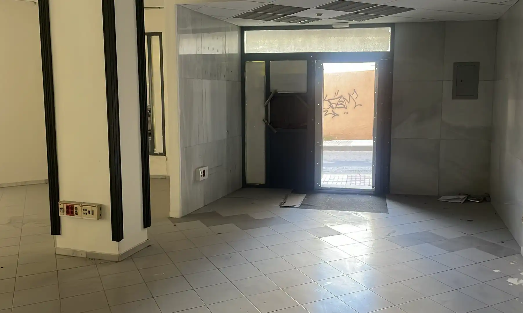 Local comercial en alquiler en C/ Conde Torreanaz, imagen 4