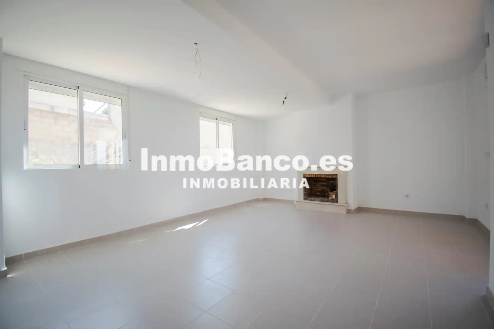 Chalet con jardín en venta en Carrer de la Foia de Bunyol 65, imagen 3