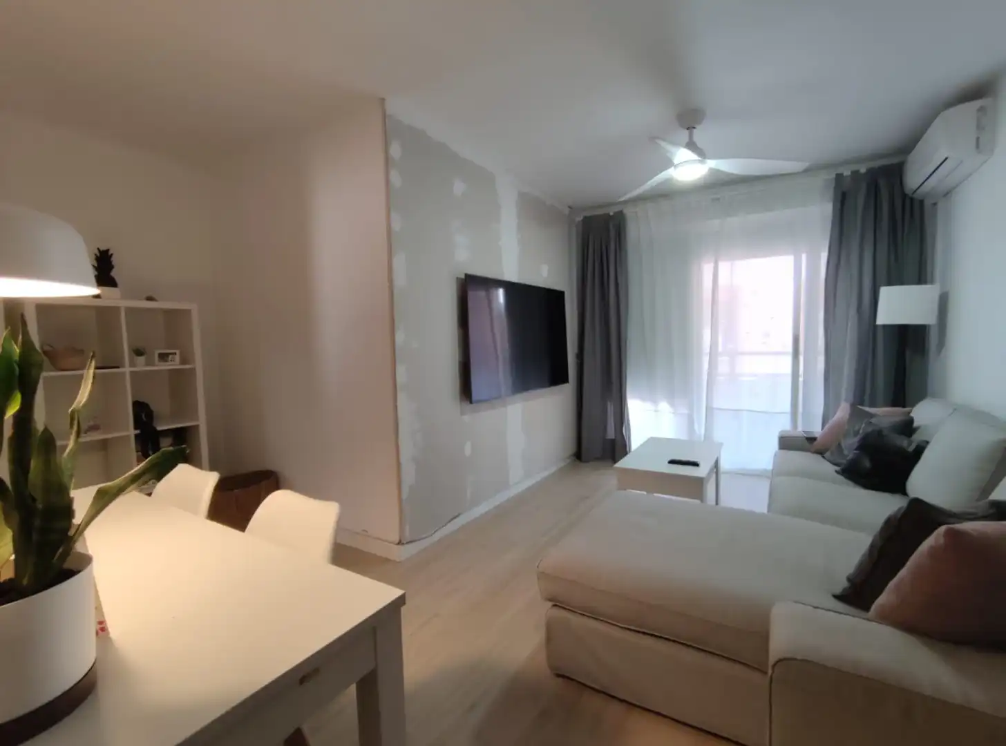 Sala de estar de Piso en venta en  Murcia Capital con Trastero, Lavadora y Balcón