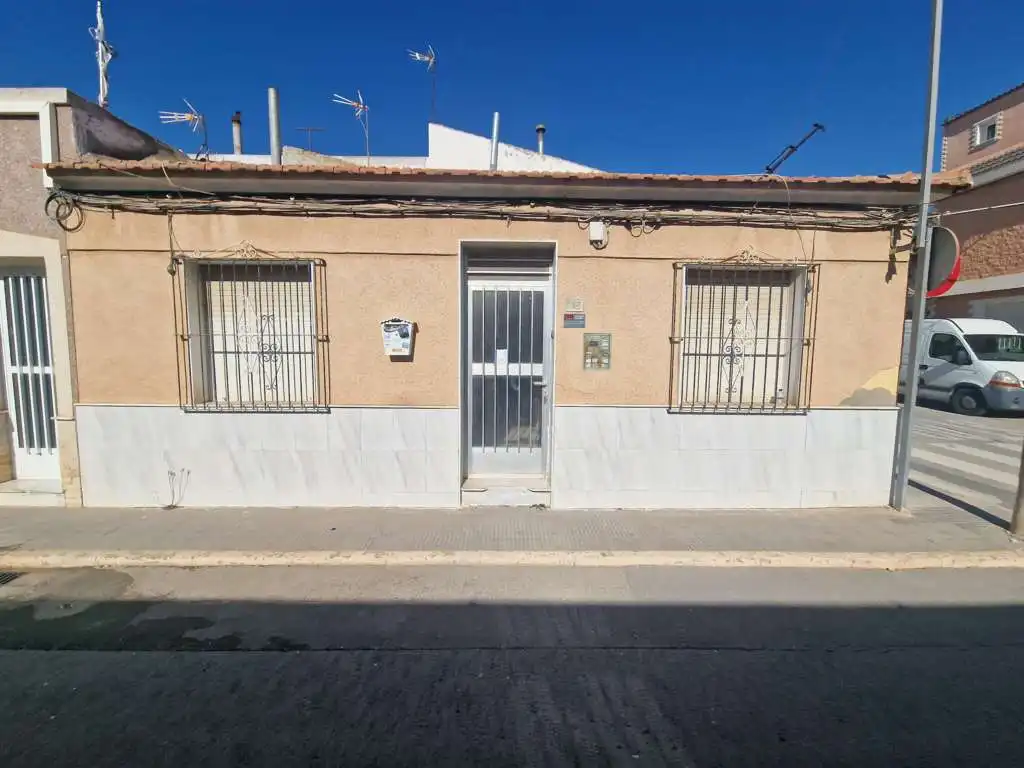 Villa zum Verkauf in C/ Nuestra Señora de Loreto