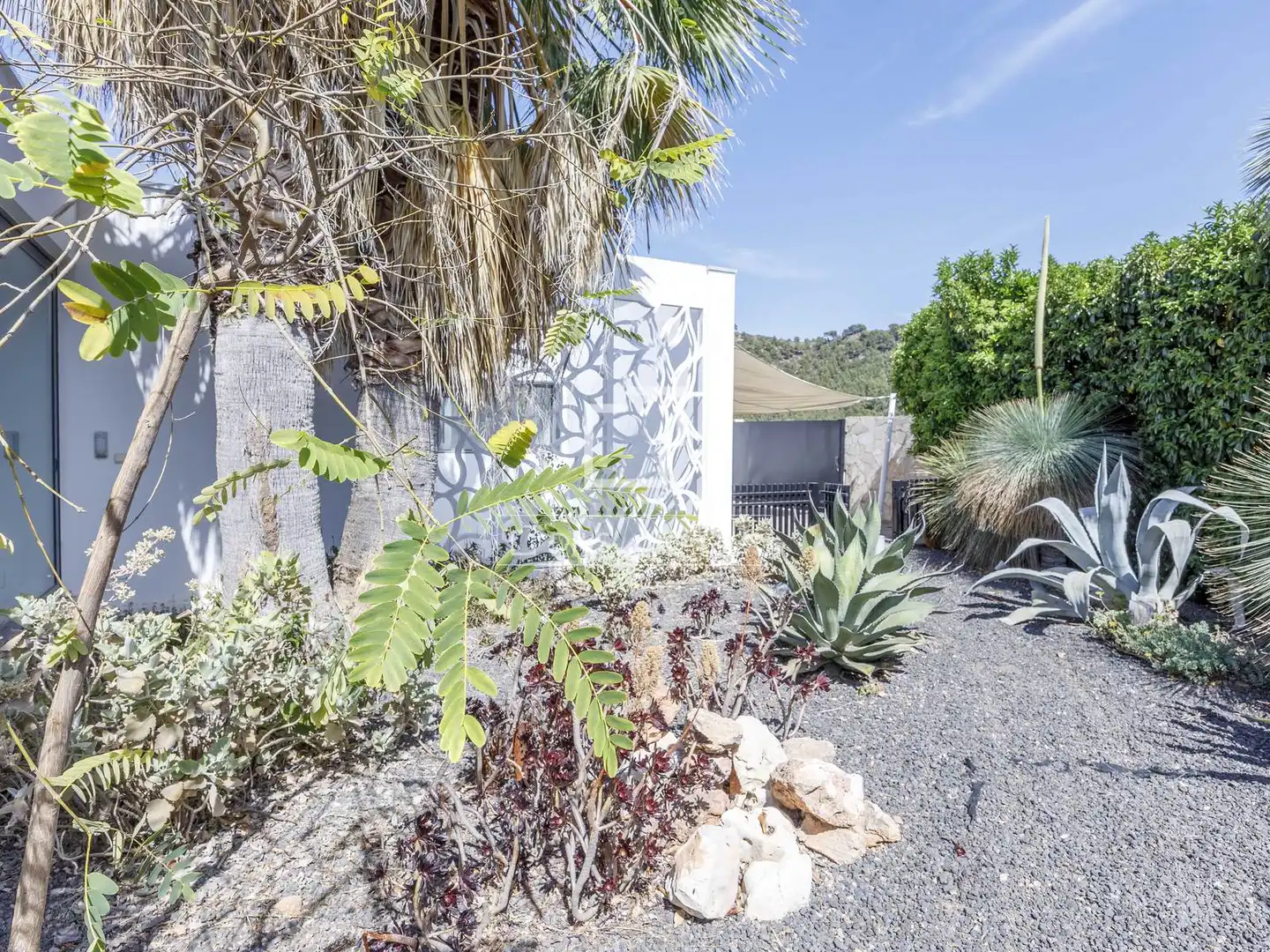 Exterior view of Houses for sale in Sagunto / Sagunt  with Air Conditioner, Parquet flooring and Swimming Pool