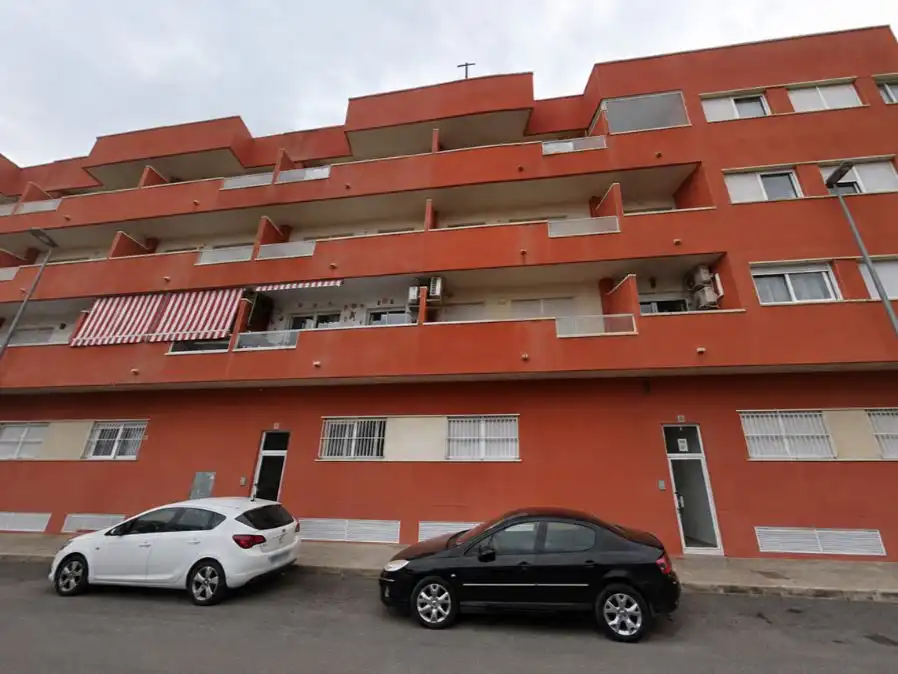 Außenansicht von Garage zur Miete in Almoradí