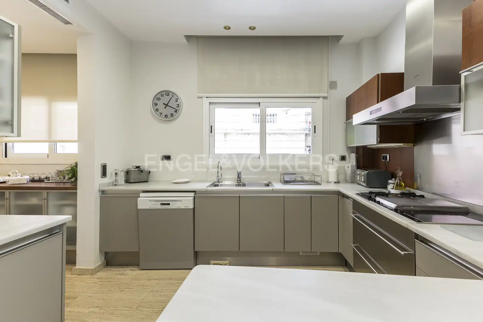 Cocina de Casa o chalet en venta en Barcelona con Aire acondicionado, Calefacción y Jardín privado
