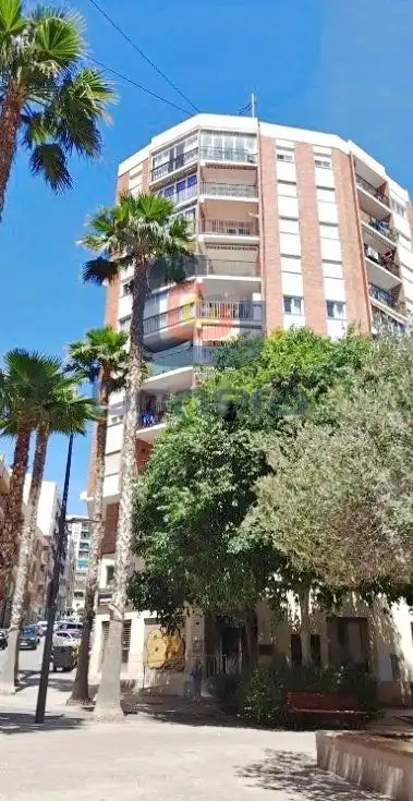 Außenansicht von Wohnung zum Verkauf in Calpe / Calp mit Klimaanlage, Terrasse und Möbliert
