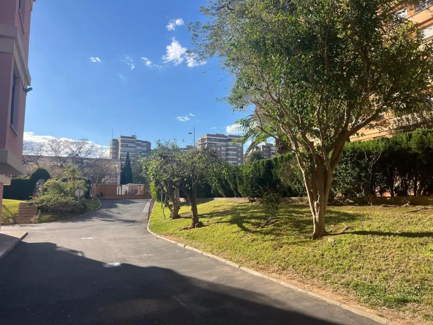 Pis amb jardí de lloguer a C/Moncófar 14, imagen 2