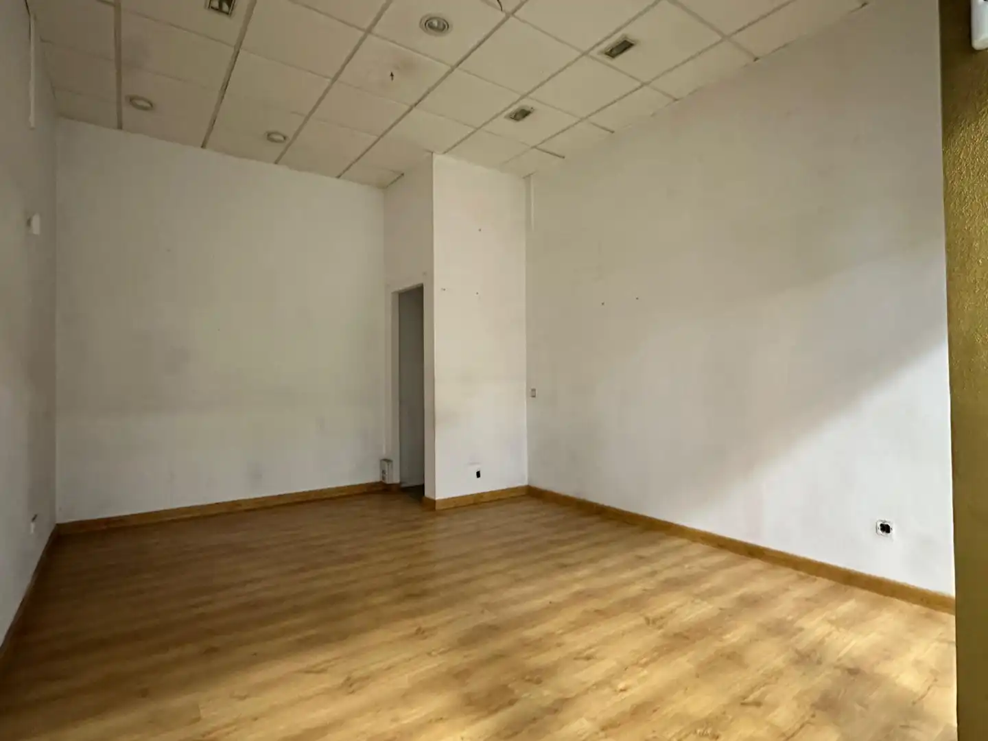 Business premises for sale in Passeig de Pere III, imagen 4