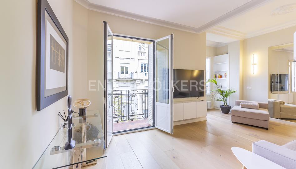 Foto 1 de Apartament de lloguer a Almagro, Madrid