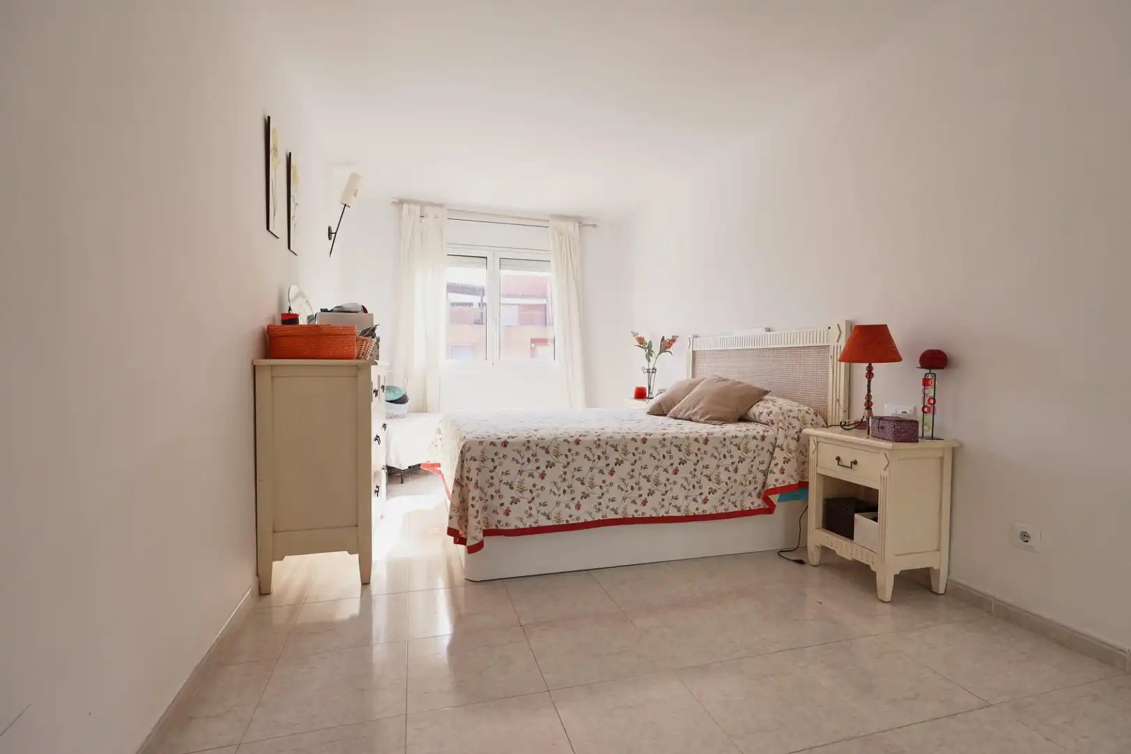Bedroom of Flat for sale in Cubelles  with Air Conditioner and Community pool