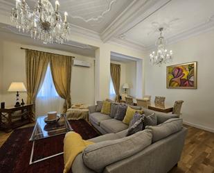 Sala d'estar de Apartament de lloguer en  Valencia Capital amb Aire condicionat, Calefacció i Moblat