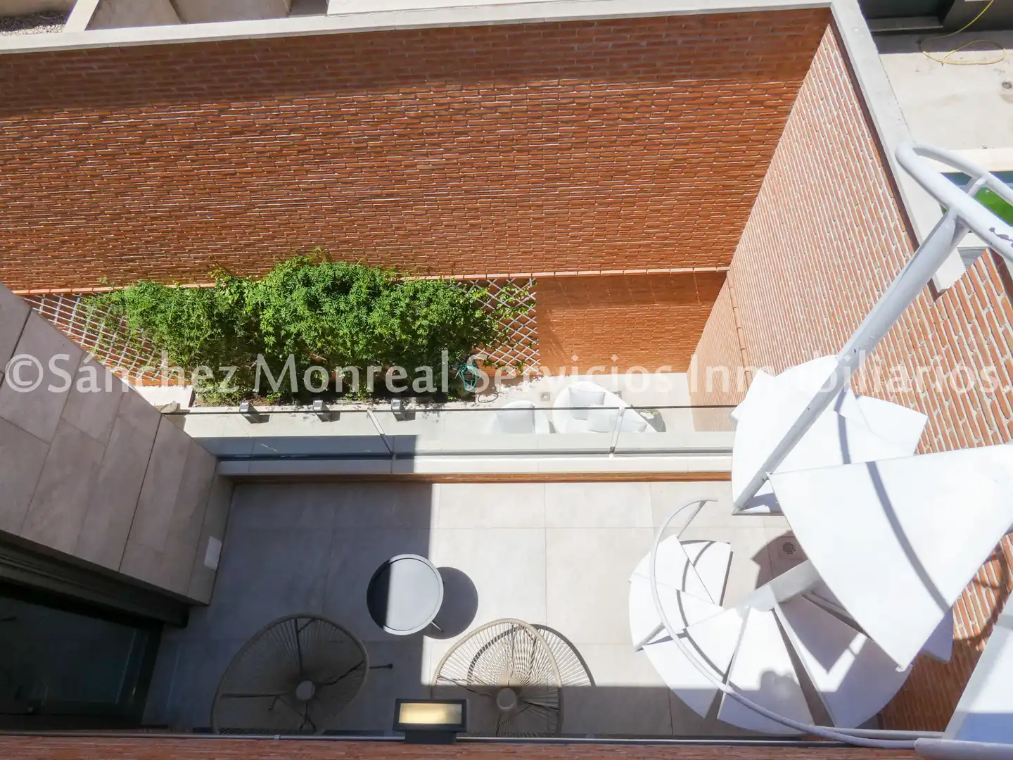 Terraza de Casa o chalet en venta en Alcázar de San Juan con Aire acondicionado, Calefacción y Jardín privado