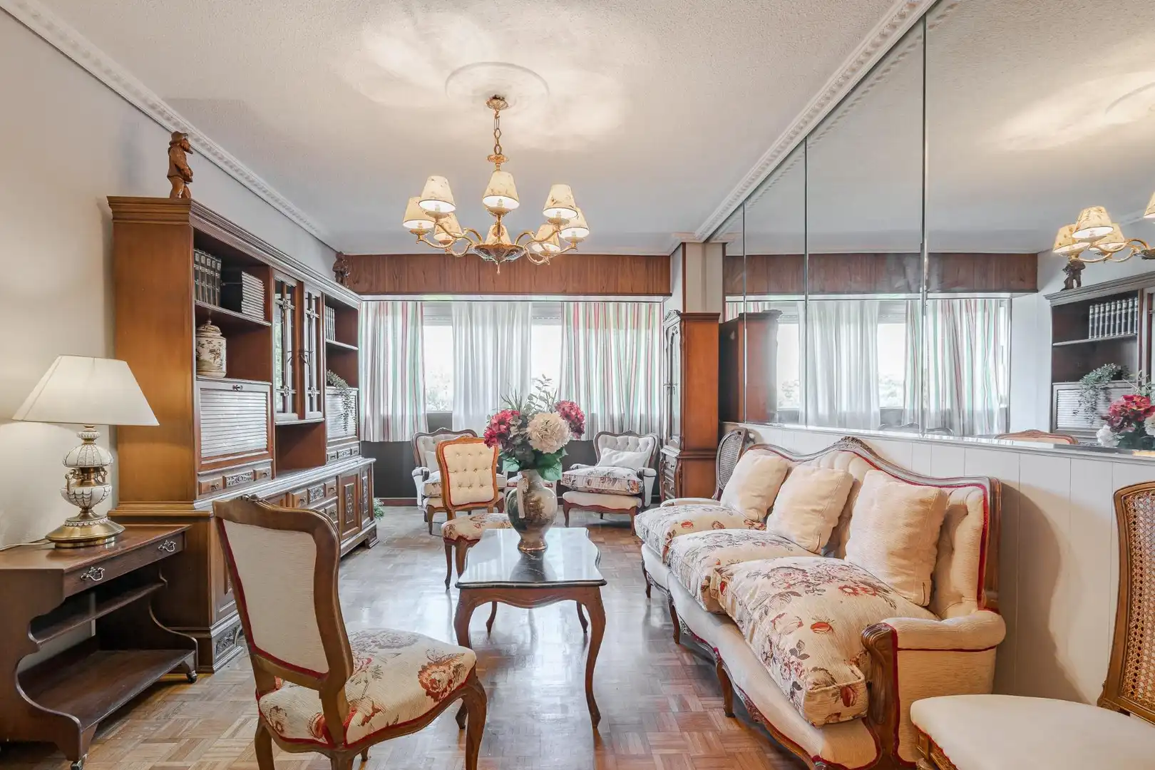 Living room of Flat for sale in Alcalá de Henares  with Heating, Terrace and Furnished