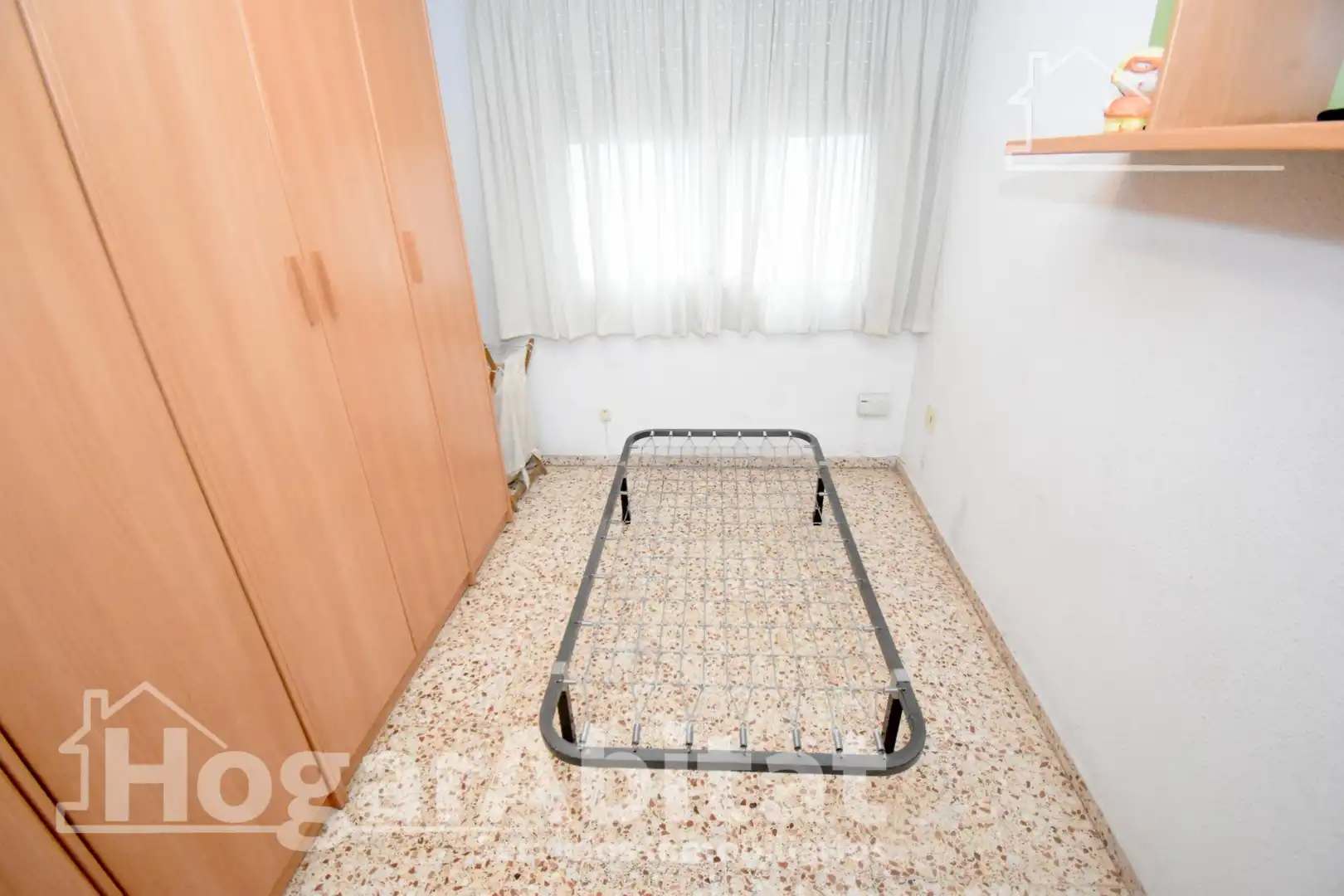 Habitación de Piso en venta en Castellón de la Plana / Castelló de la Plana con Trastero y Balcón