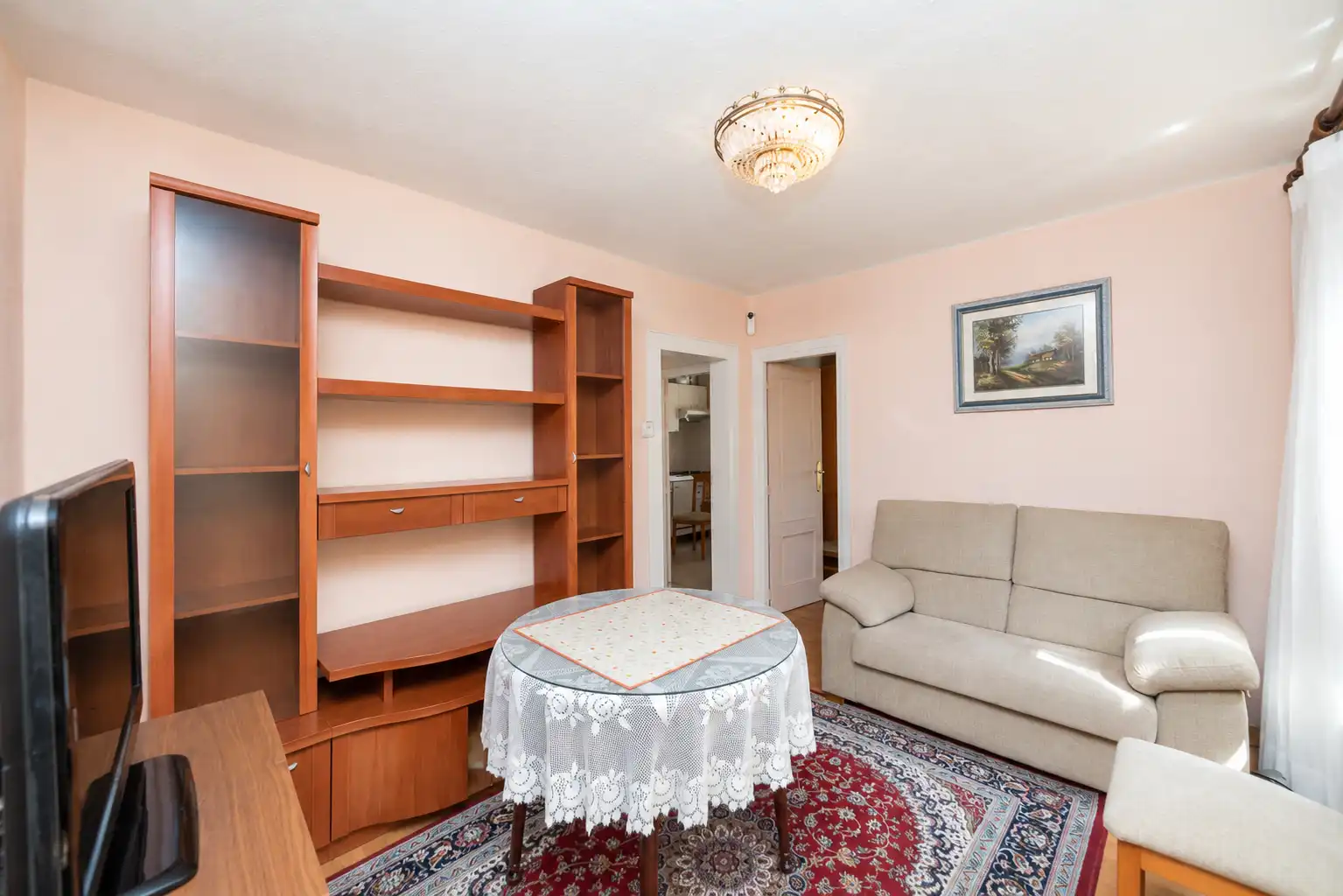 Sala de estar de Casa o chalet en venta en Pozuelo de Alarcón con Aire acondicionado, Calefacción y Jardín privado