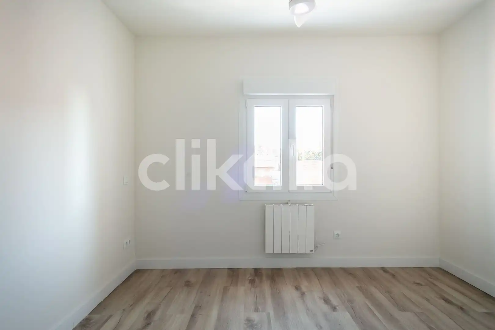 Bedroom of Flat for rent in Puente de Vallecas