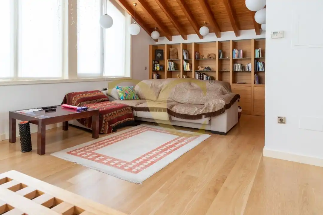 Sala de estar de Casa o chalet en venta en Santa Cruz de Bezana con Aire acondicionado, Calefacción y Jardín privado