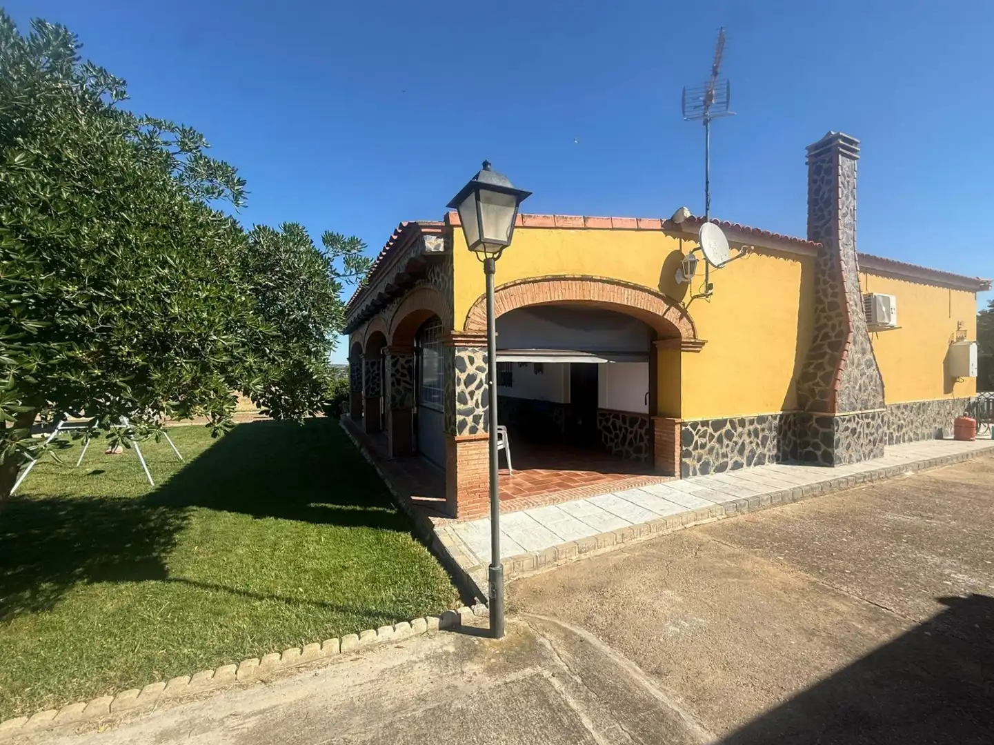 Exterior view of Houses for sale in Mérida