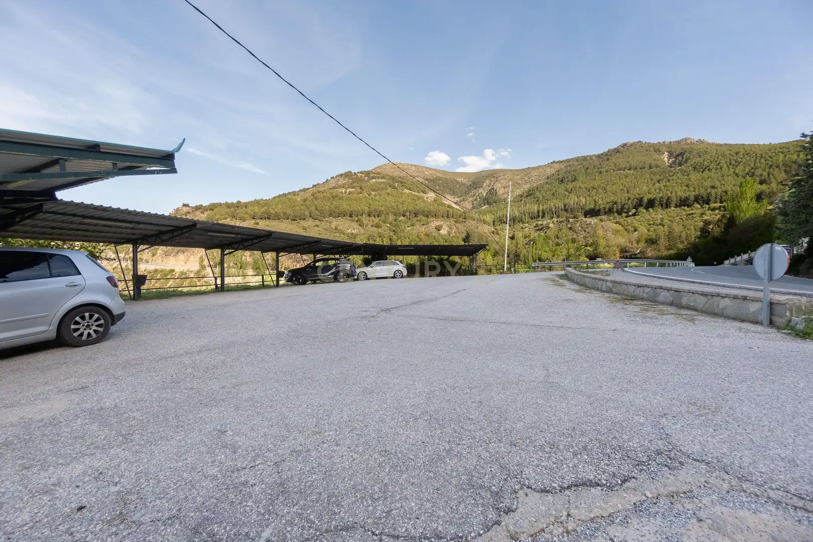Parkplatz von Gebäude zum Verkauf in Sierra Nevada mit Gemeinschaftspool
