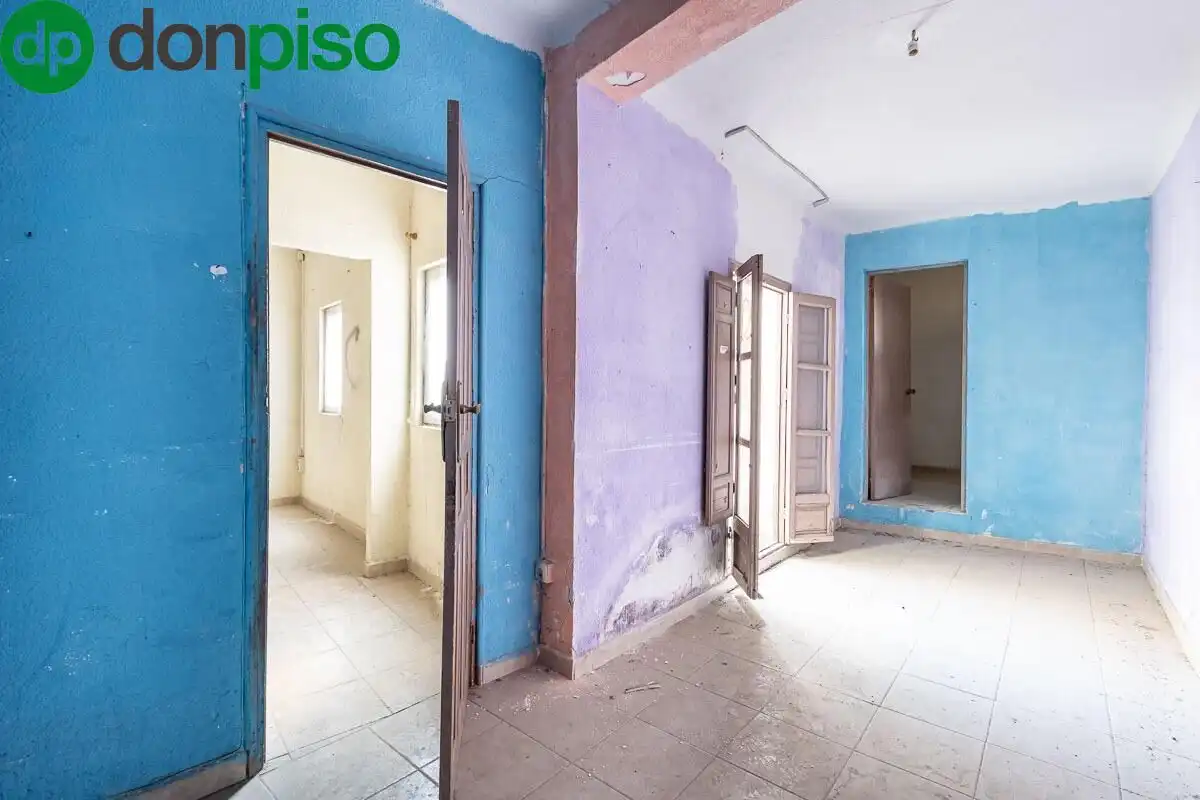 Houses for sale in Granada  with Terrace and Balcony