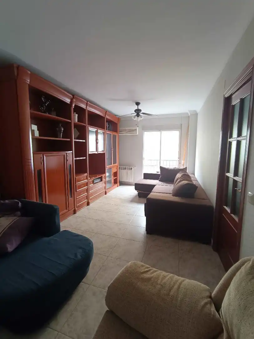 Sala de estar de Piso en venta en Villanueva de la Serena con Aire acondicionado, Calefacción y Trastero