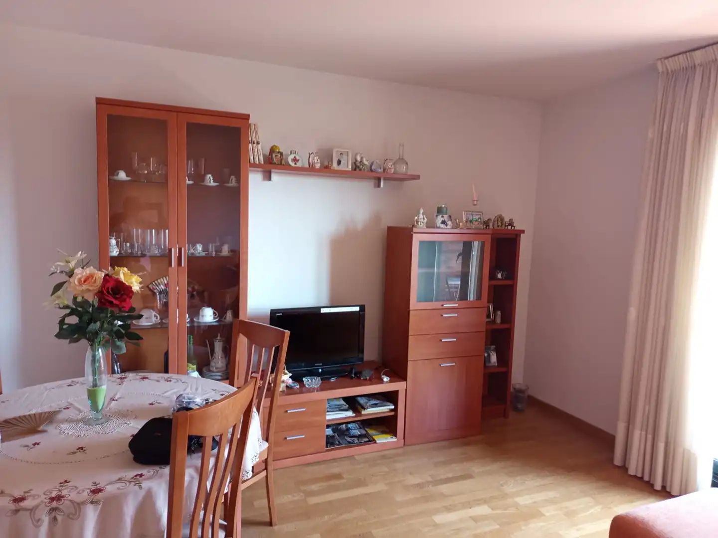 Wohnzimmer von Wohnung zur Miete in Gijón  mit Heizung, Terrasse und Abstellraum