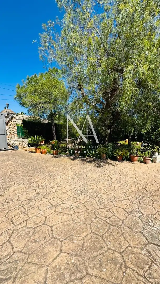 Finca rústica en venda a Cristo Rey - Parque Europa