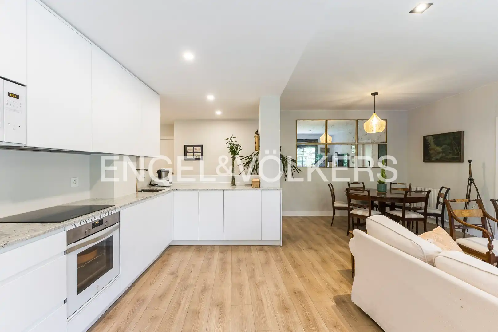 Kitchen of Apartments for sale in Madrid  with Air Conditioner, Heating and Private garden